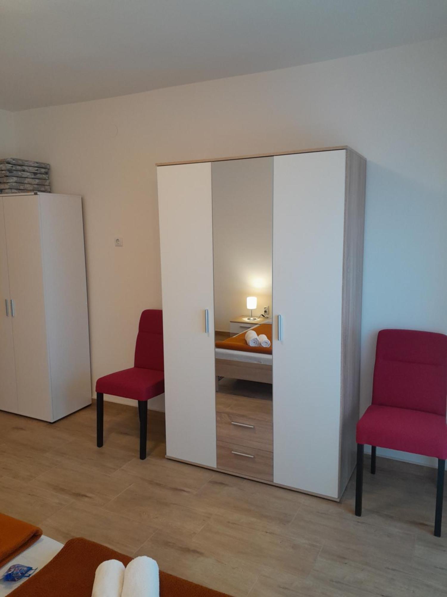 Apartment Dean Klimno Exterior foto